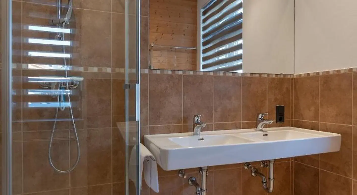 Appartementhotel Post Badezimmer