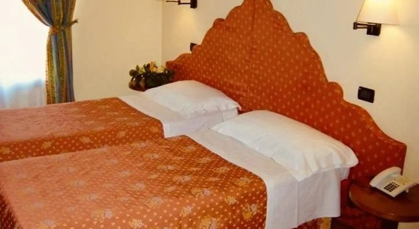 Antica Locanda Il Sole ROOM_EXAMPLE