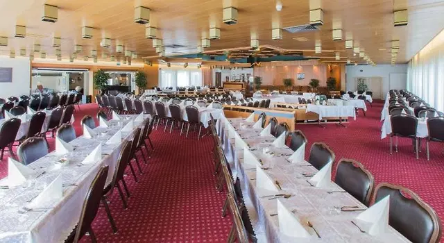 Fosshotel Husavik Restaurant