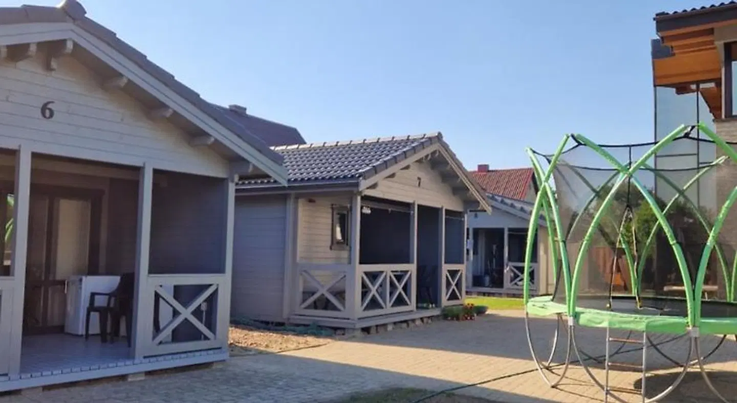 Piev' Tako Sve'i' Namai EXTERIOR