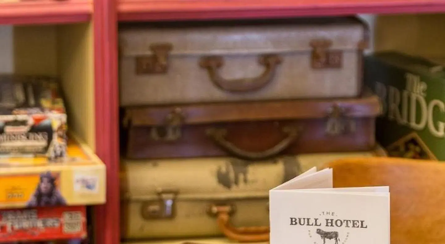 The Bull Hotel LOUNGE_LOBBY