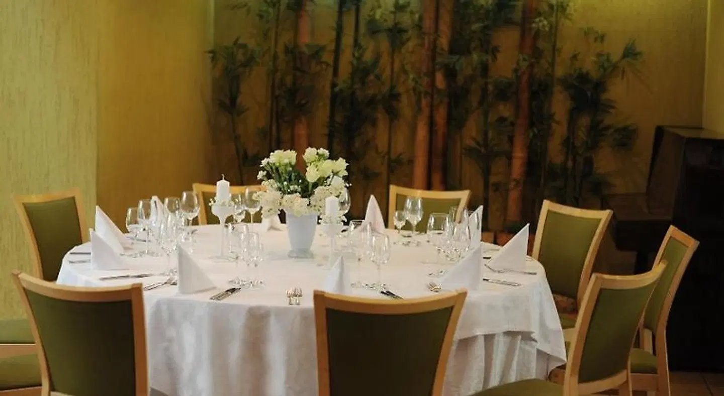 Senas Namas Hotel Restaurant