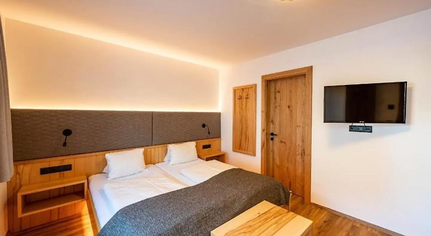 Rustika ROOM_EXAMPLE