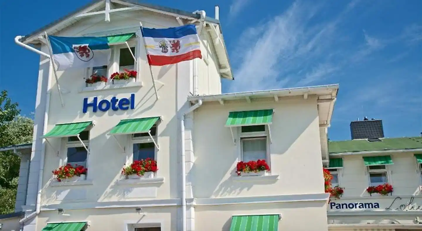 Panorama Hotel Lohme Aussenansicht