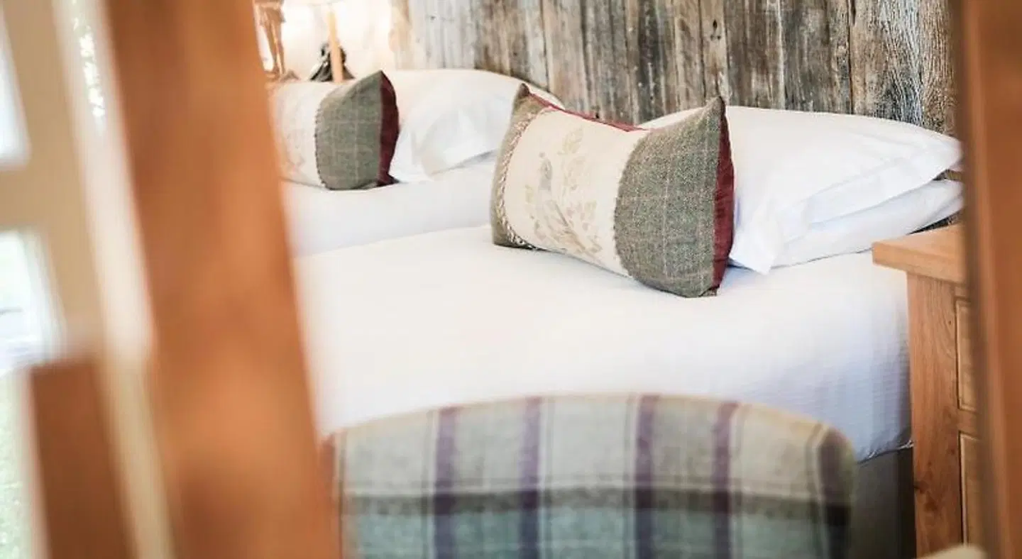 The White Buck Inn ROOM_EXAMPLE