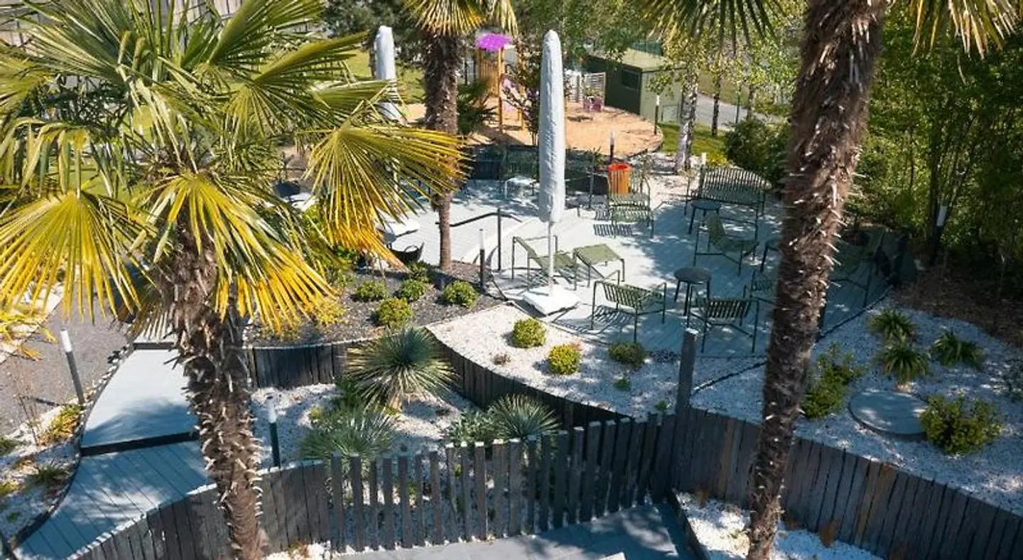 Novotel Poitiers Site du Futuroscope Terrasse