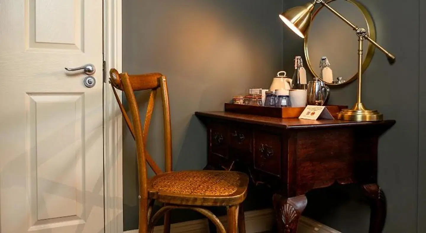 High Corner Inn ROOM_EXAMPLE