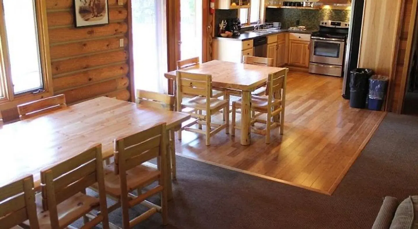 Cooper Spur Mountain Resort Bar