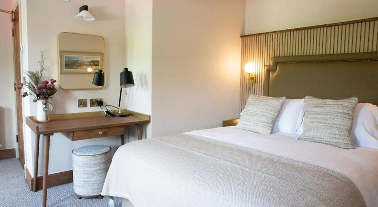 The Tempest Arms ROOM_EXAMPLE