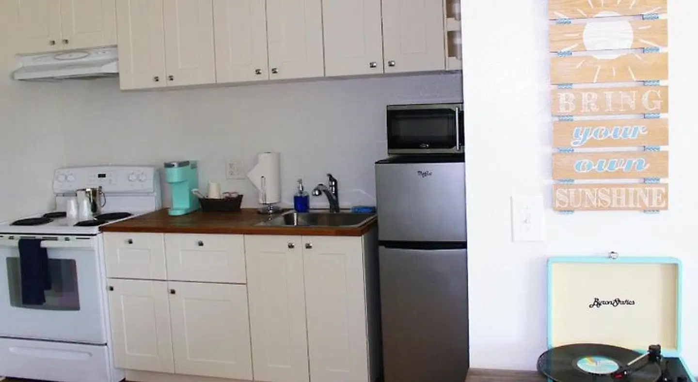 Surf & Sand Inn ROOM_EXAMPLE