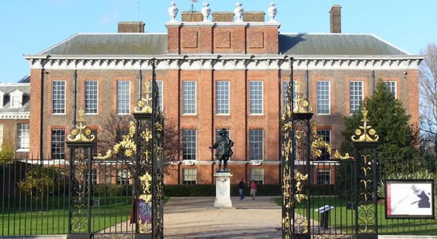 Anwar House EXTERIOR