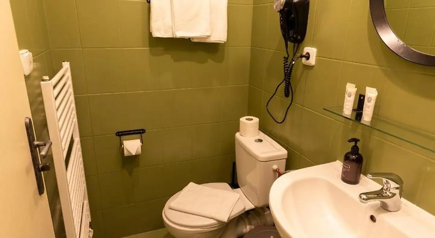 Aparthotel Amadeus Badezimmer