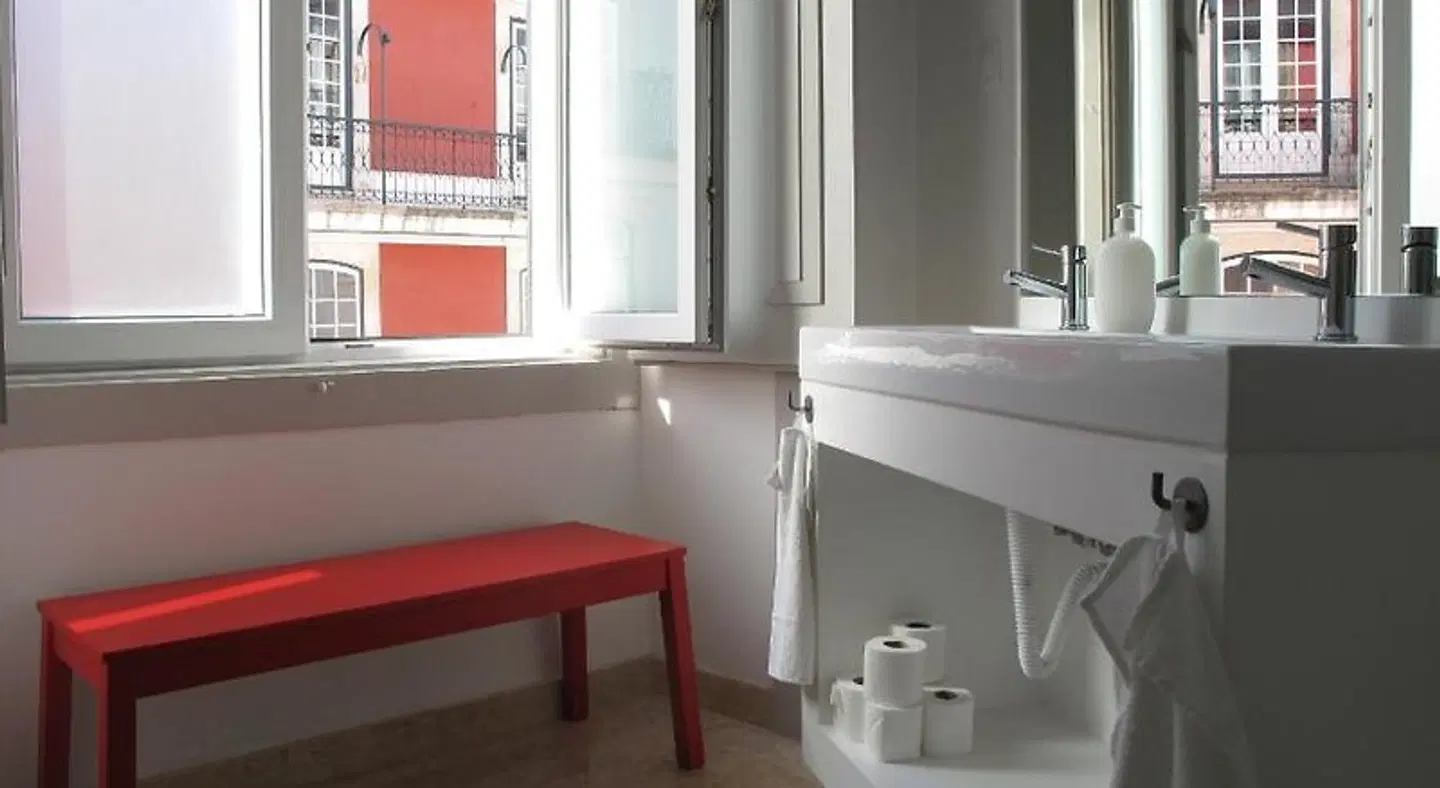 Inn Possible Lisbon Hostel Badezimmer
