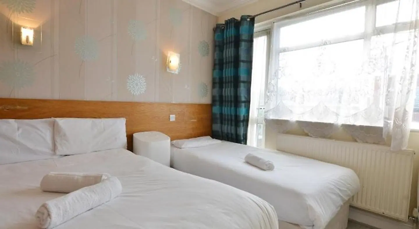 OYO Anchor Hotel ROOM_EXAMPLE