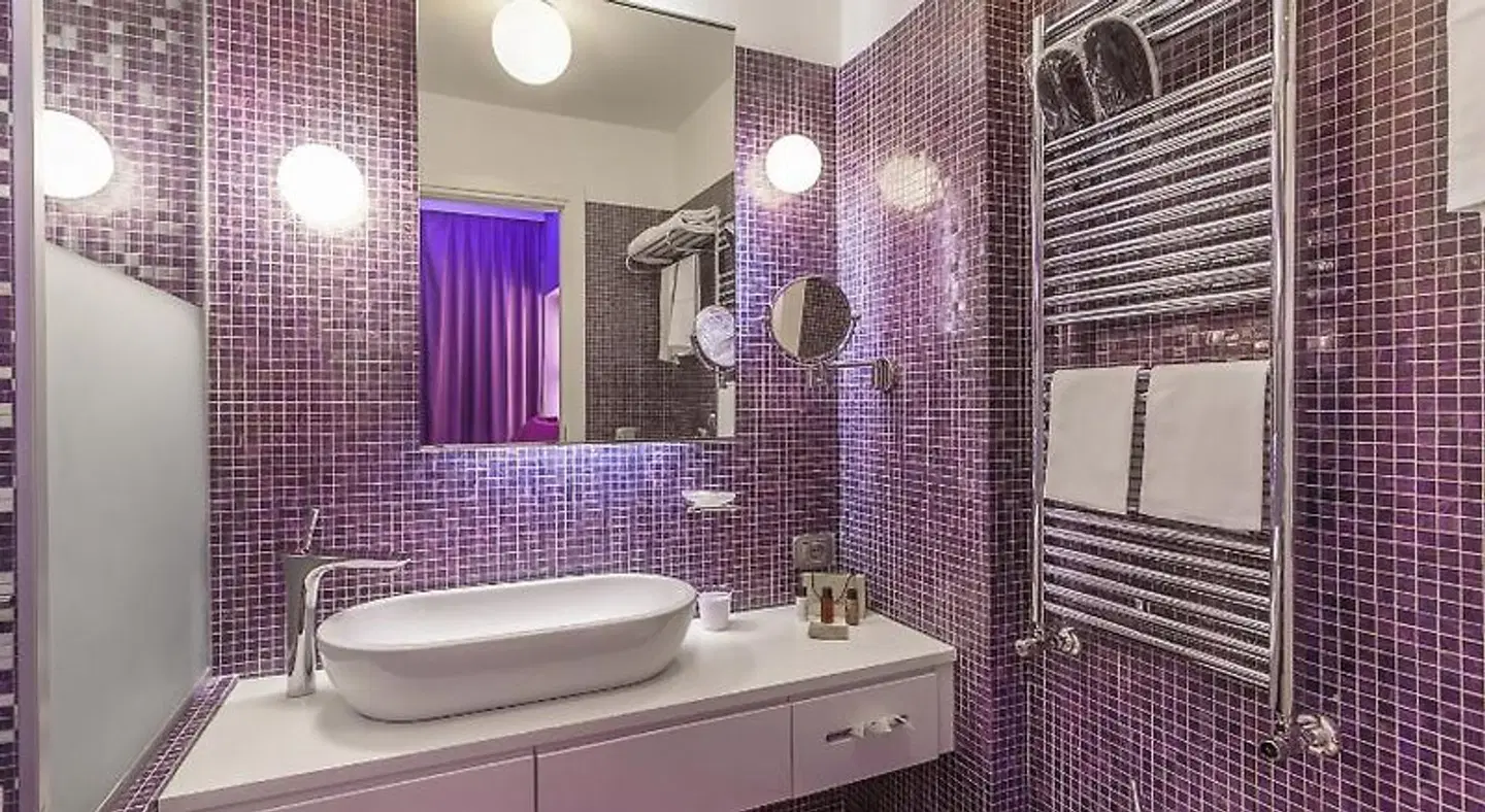JC Hotel Badezimmer