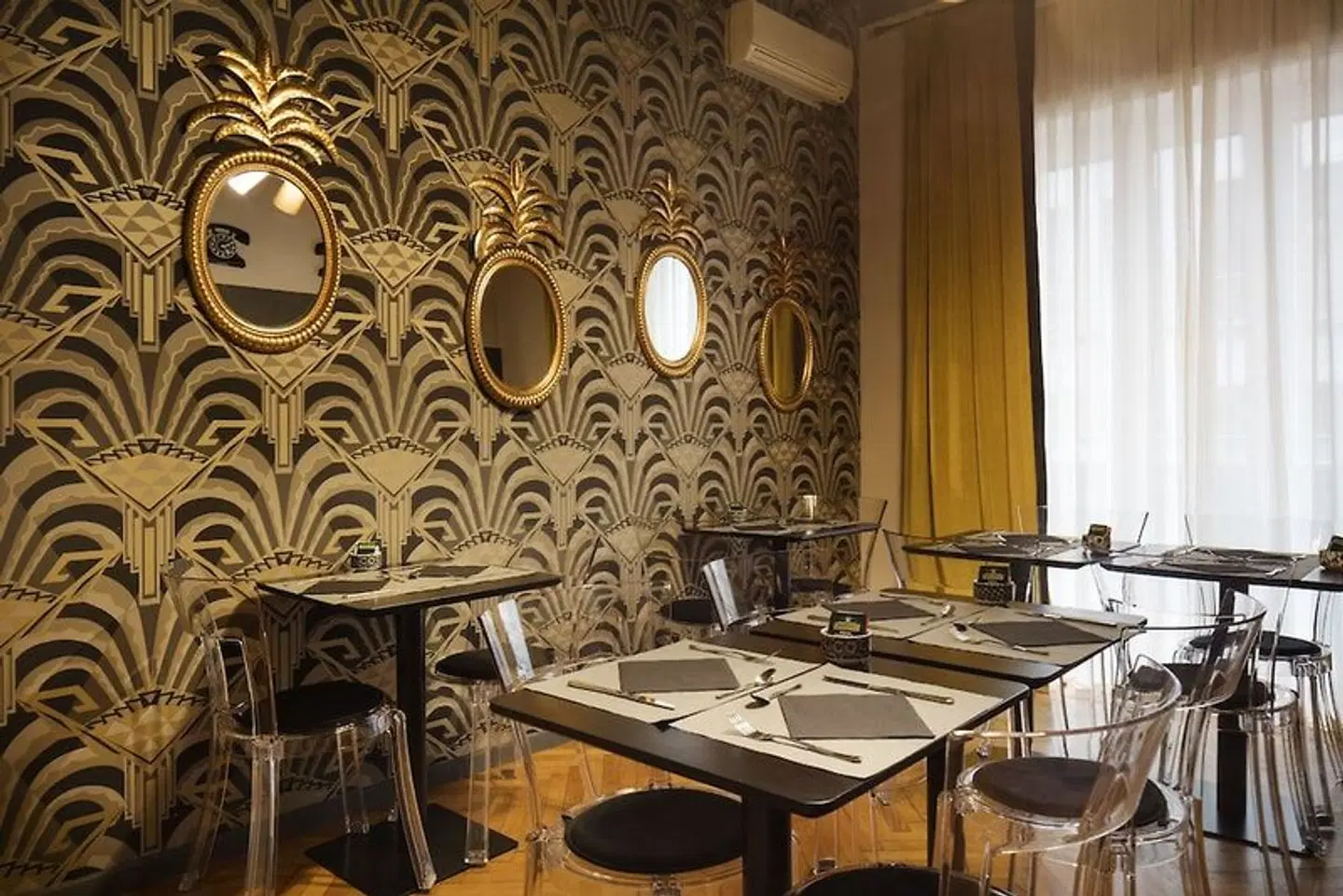 Mi Hotel Home Restaurant