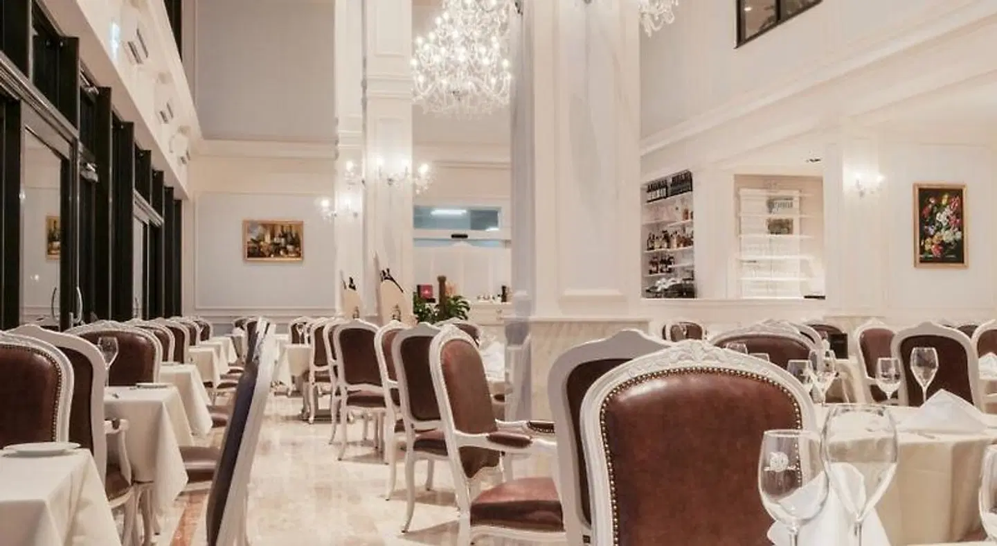 Grand Hotel Palladium Bar