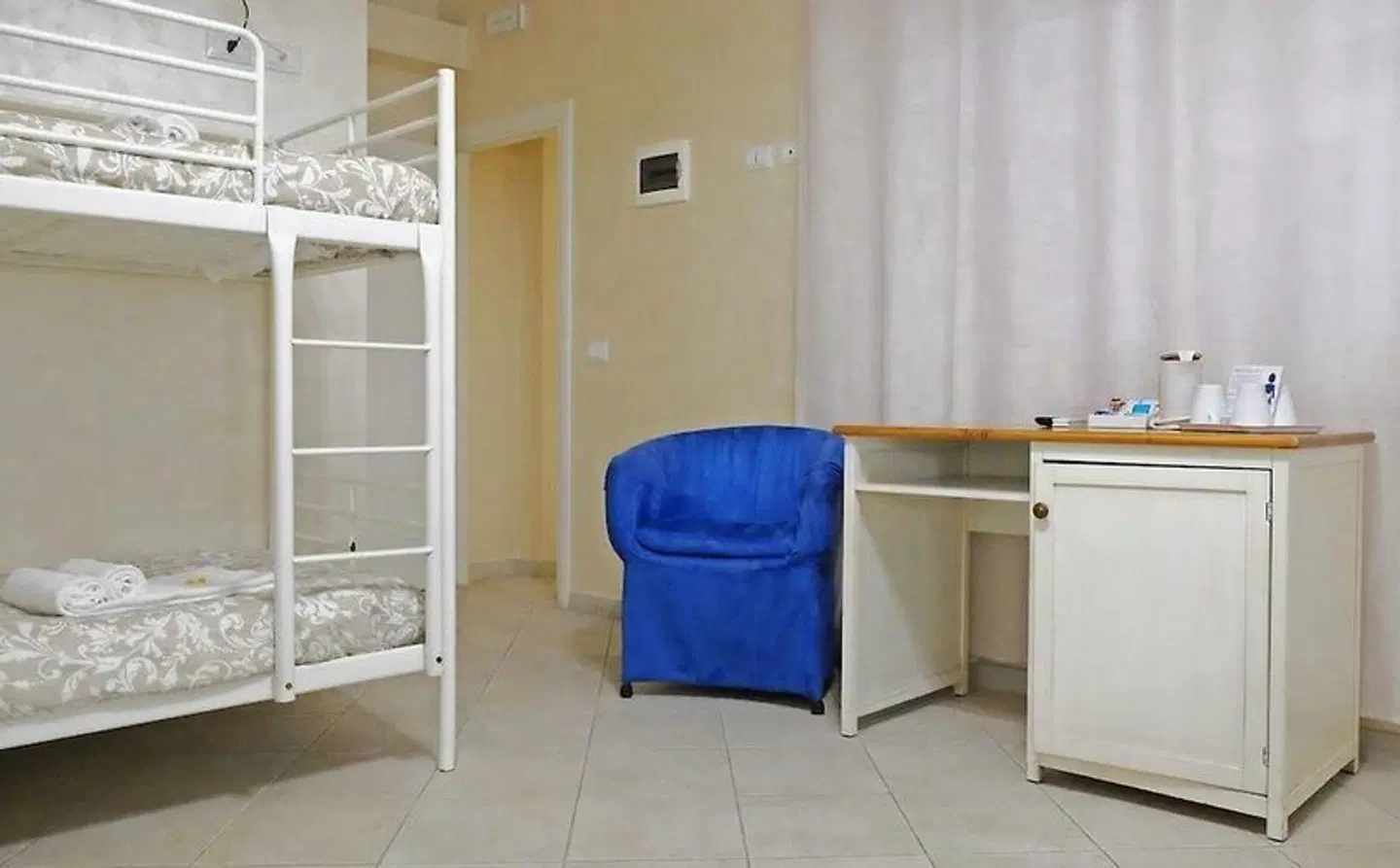 Re Monti Guesthouse ROOM_EXAMPLE