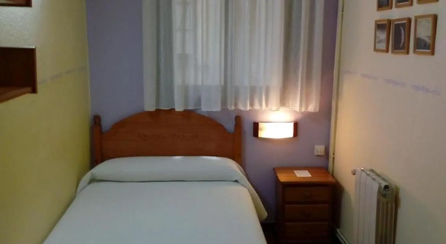 Pension Alamar ROOM_EXAMPLE