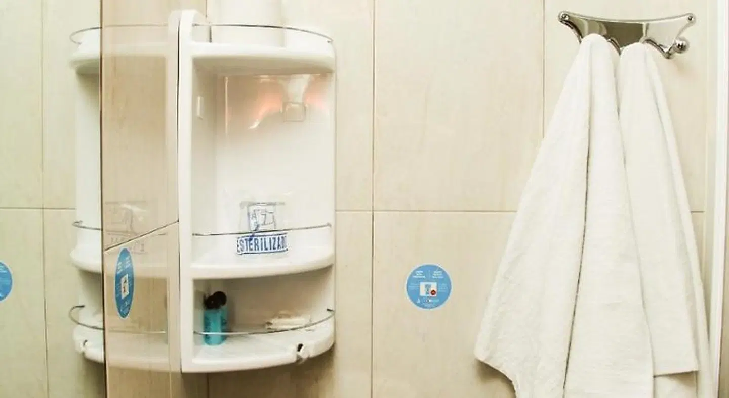 Pensión Numancia Badezimmer