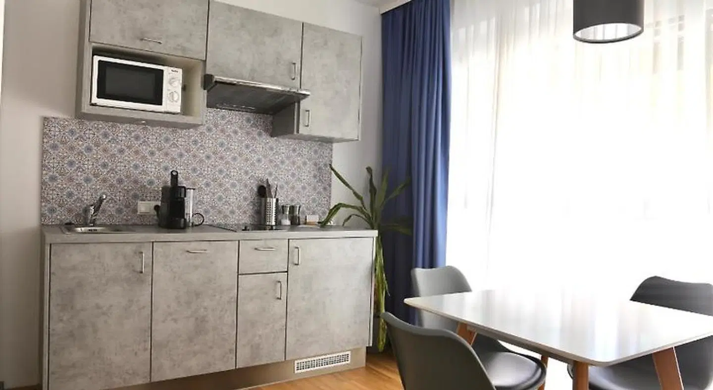 urban stay graz - serviced apartments with free parking Wohnbeispiel