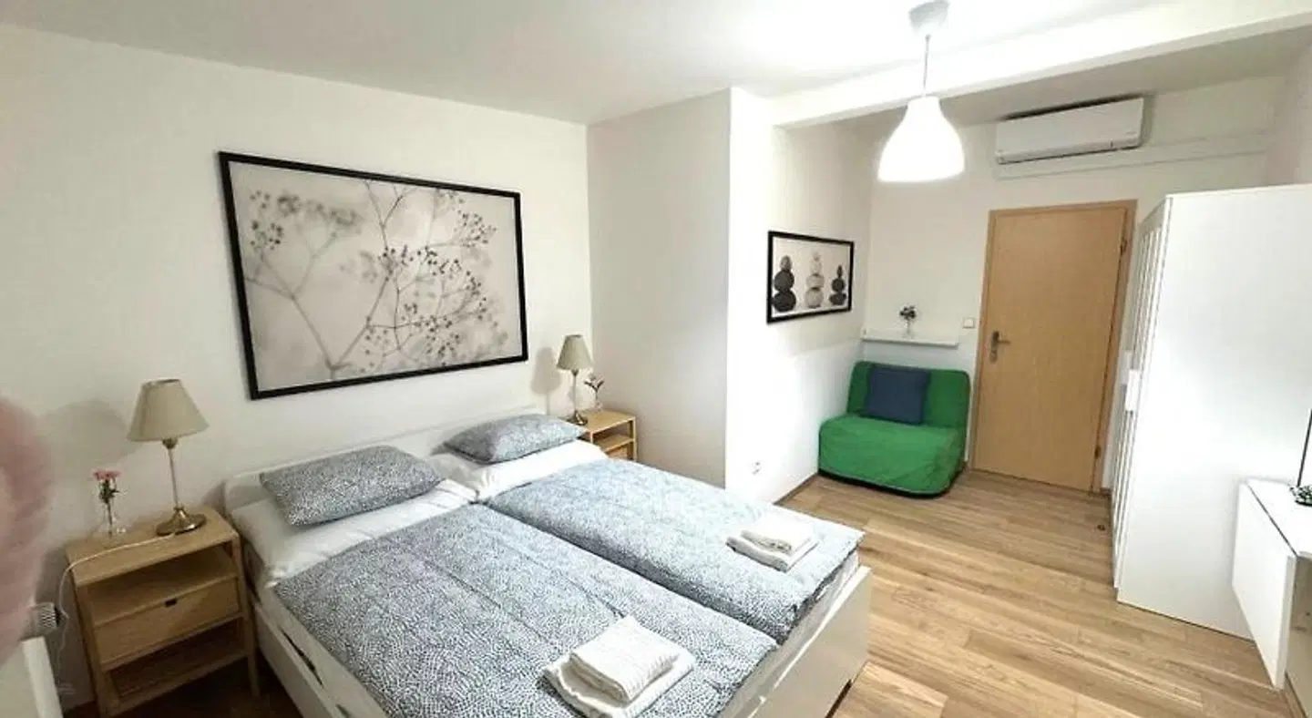 City Castle Apartment ROOM_EXAMPLE