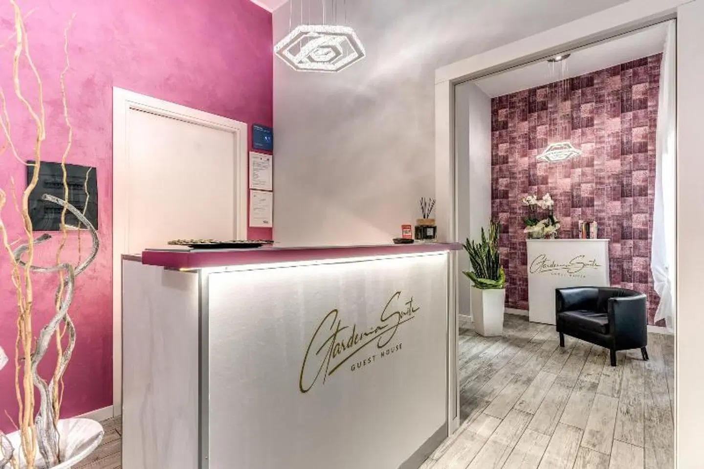 Gardenia Suite ROOM_EXAMPLE