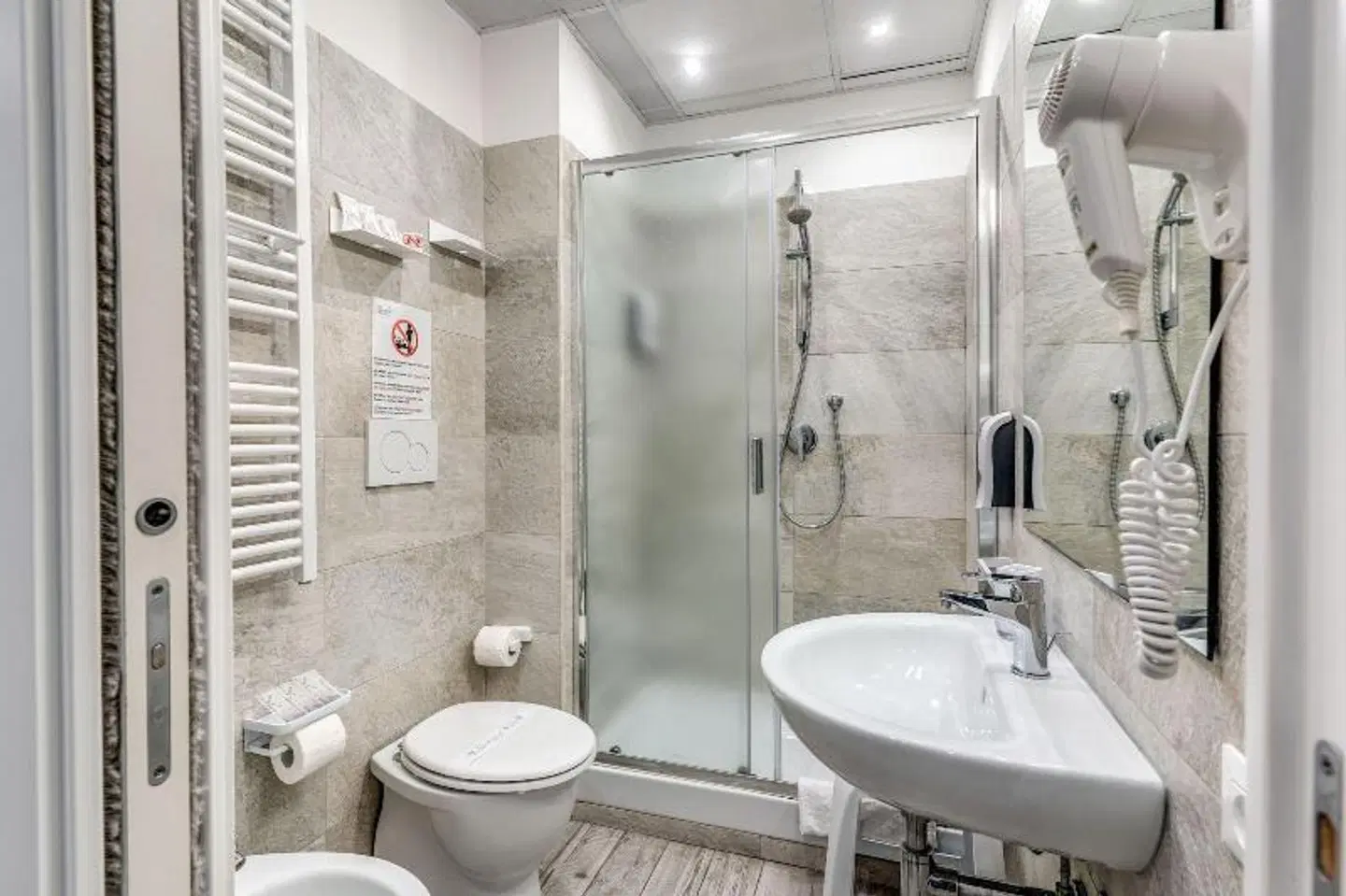 Gardenia Suite Badezimmer