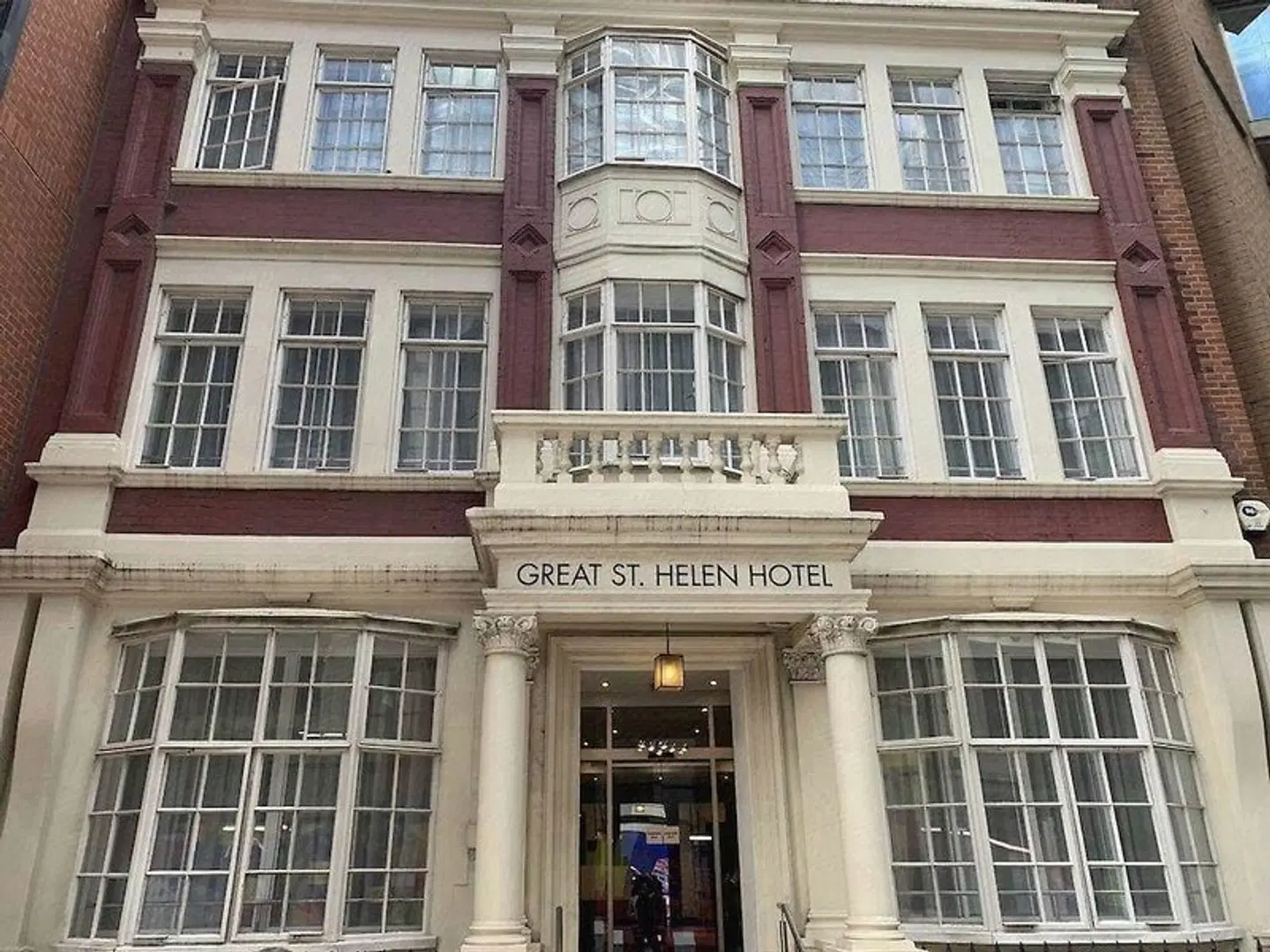 Great St Helen Hotel EXTERIOR