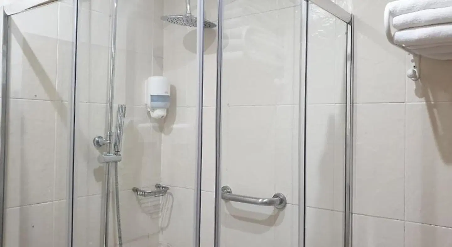 Hostal Las Fuentes Badezimmer