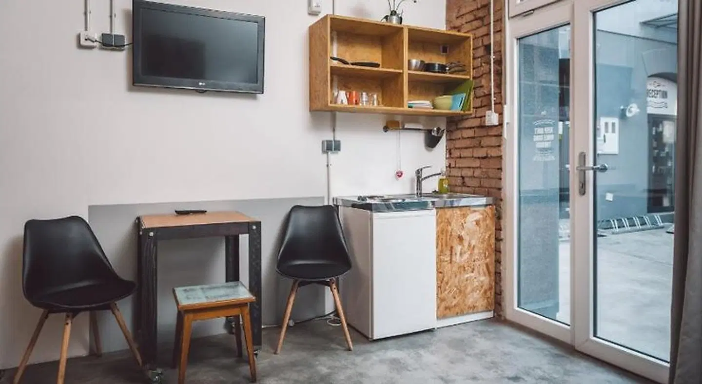 Swanky Mint Hostel ROOM_EXAMPLE