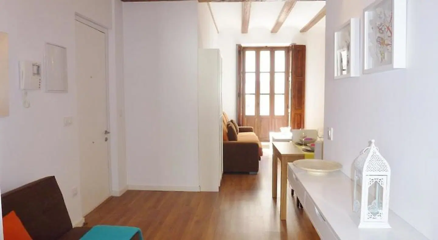 Singular Apartments Station HEALTH_BEAUTY