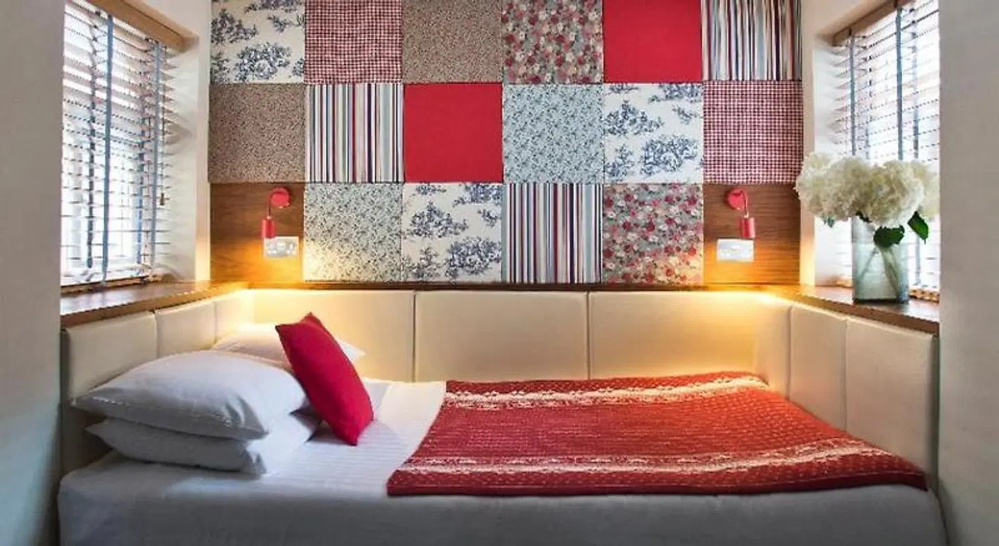 The California ROOM_EXAMPLE