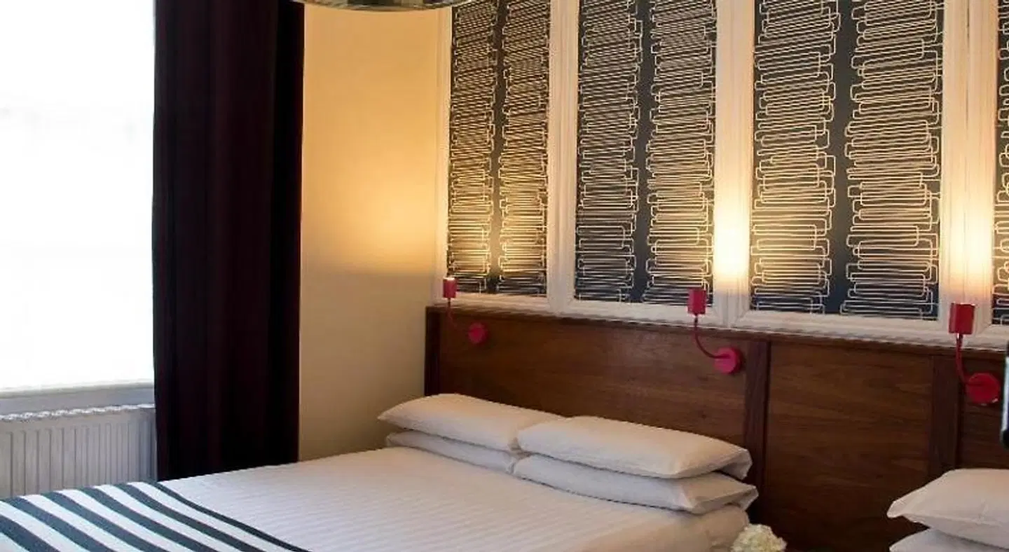 The California ROOM_EXAMPLE