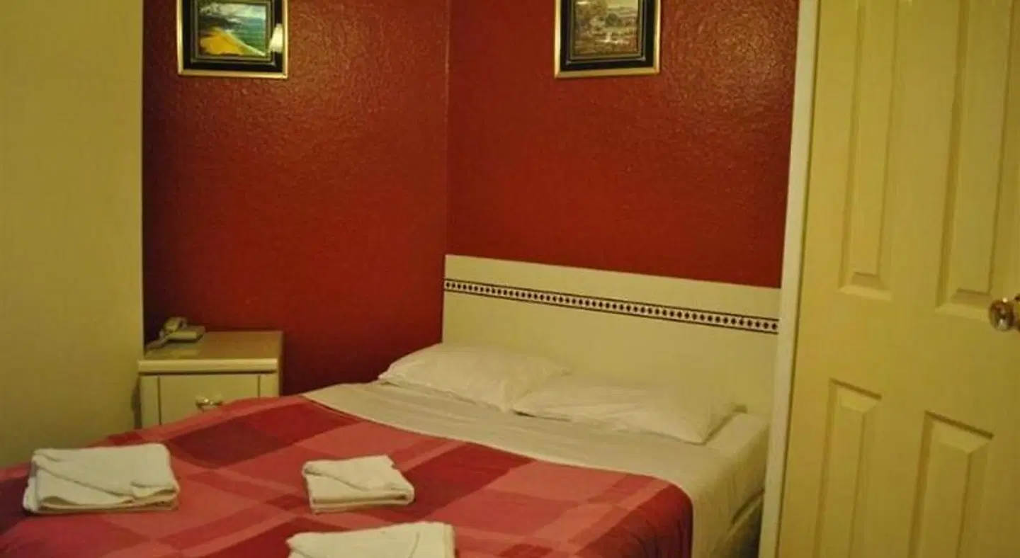 Guilford House ROOM_EXAMPLE