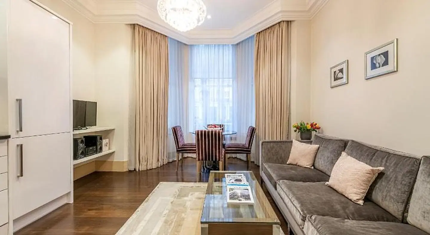 Claverley ROOM_EXAMPLE