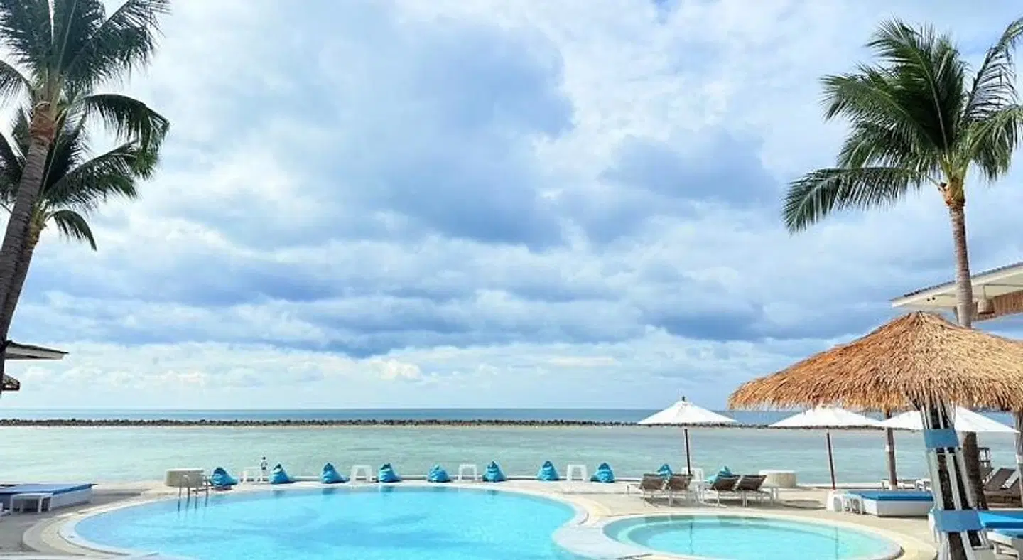Combo Beach Hotel Samui OUTDOOR_POOL