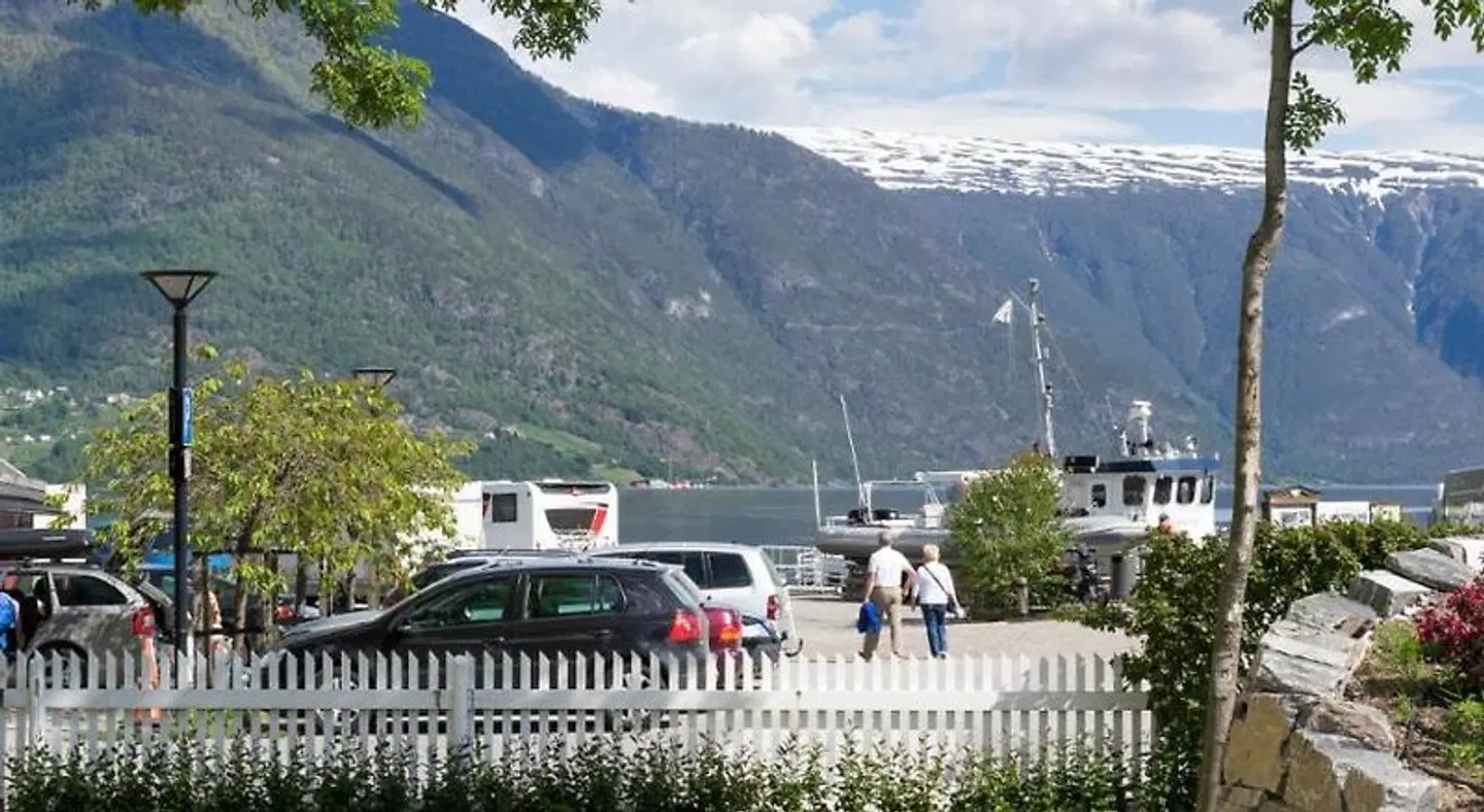 Walaker Hotel LANDSCAPE