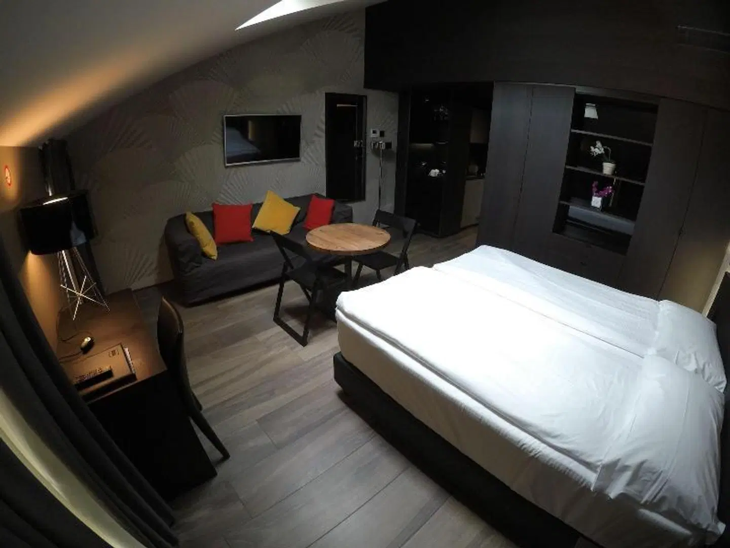San Carlo Suite ROOM_EXAMPLE