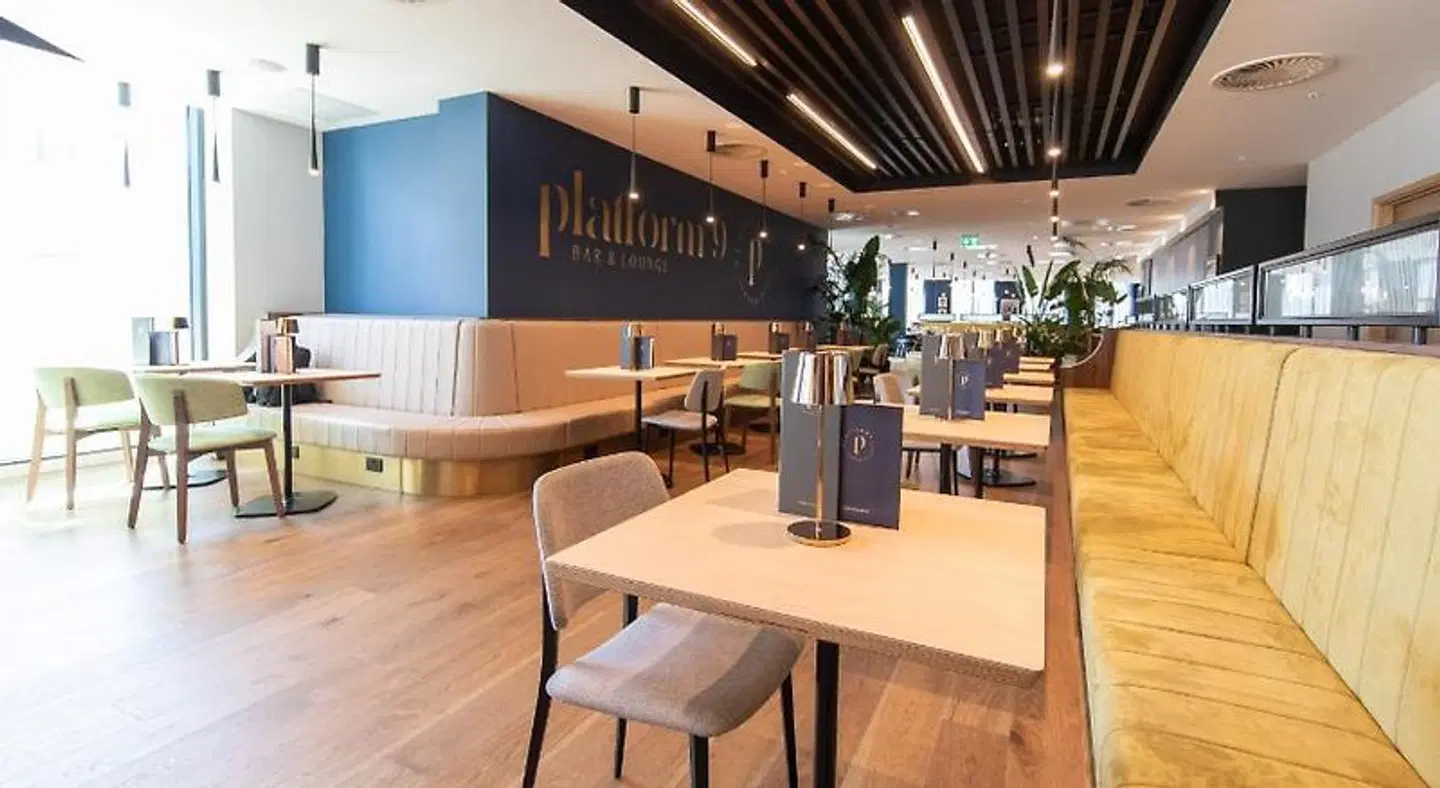 Holiday Inn Blackpool Bar