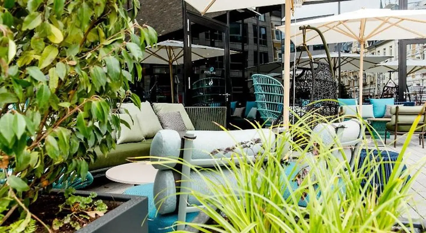 Motel One Bonn-Hauptbahnhof Terrasse