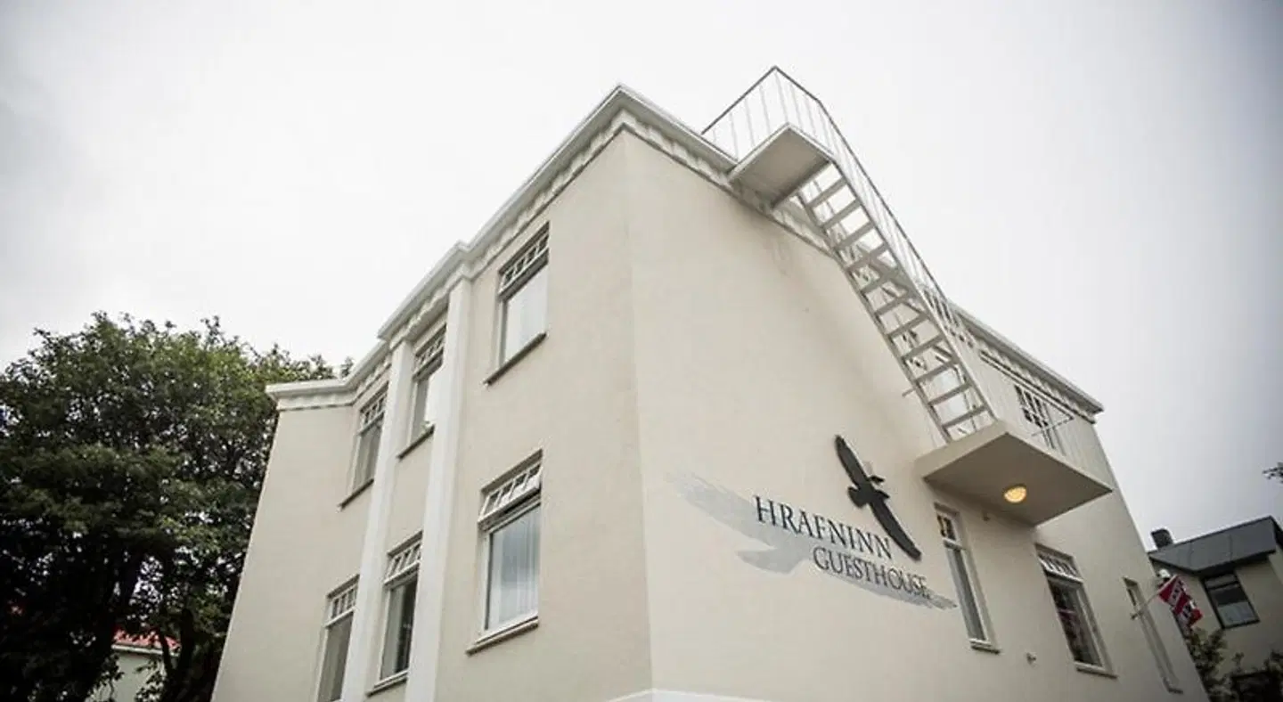 Hrafninn Guesthouse EXTERIOR