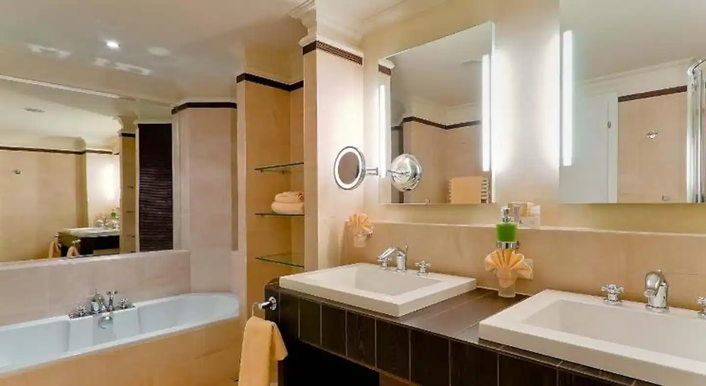 Alpenrose Badezimmer