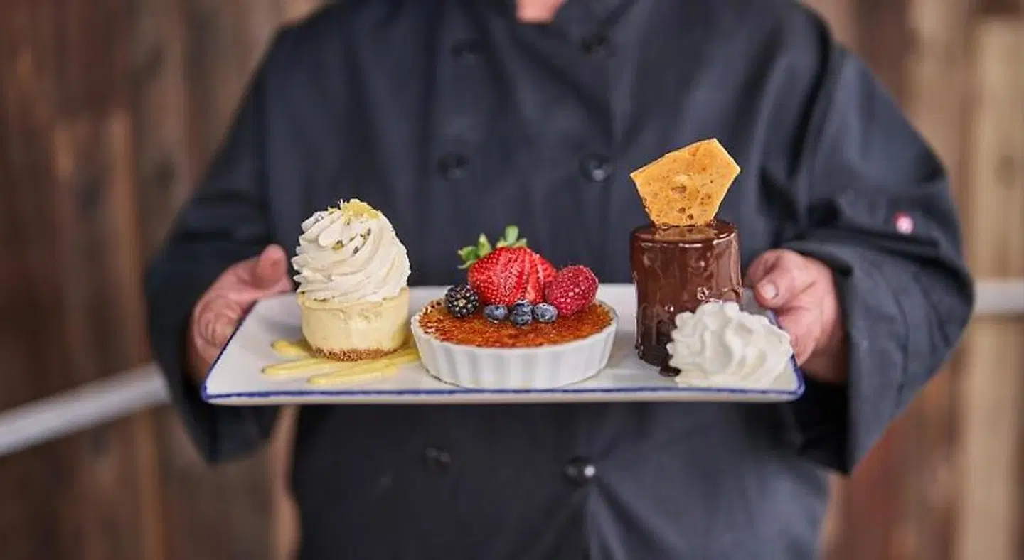 Surfsand Resort PEOPLE