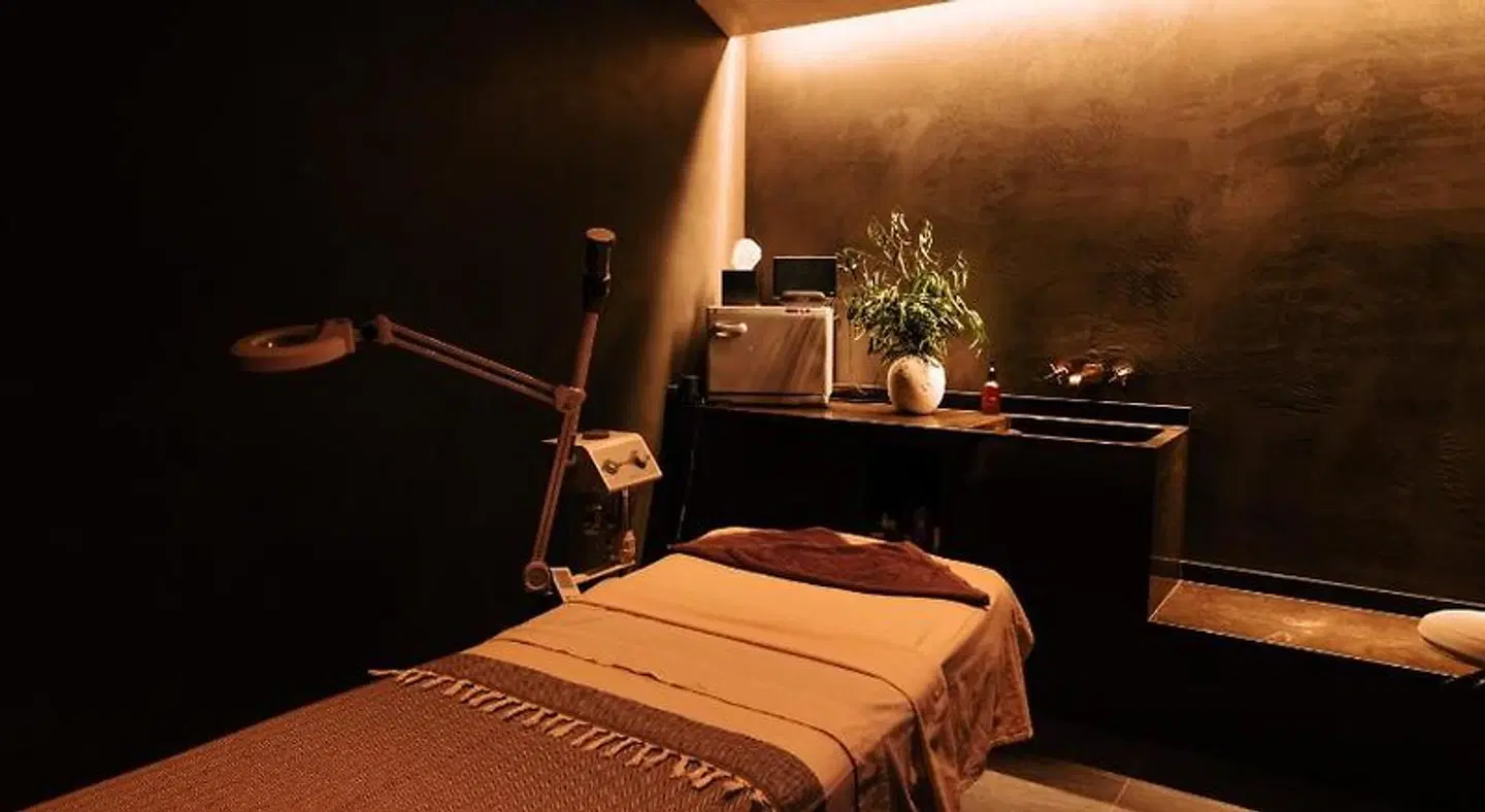 Cascada HEALTH_BEAUTY