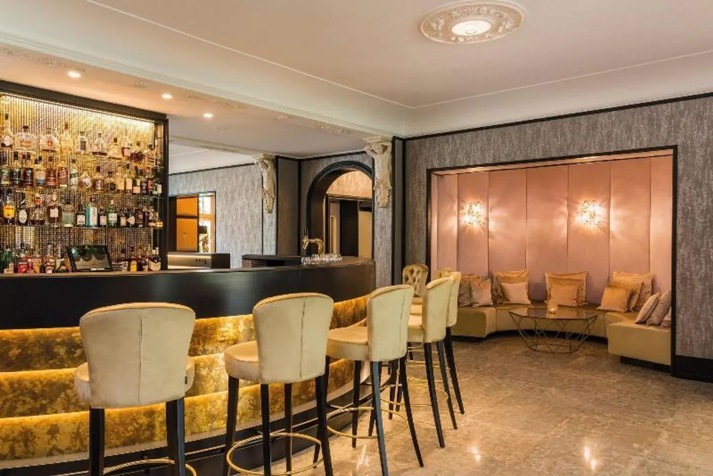 Adler Bar