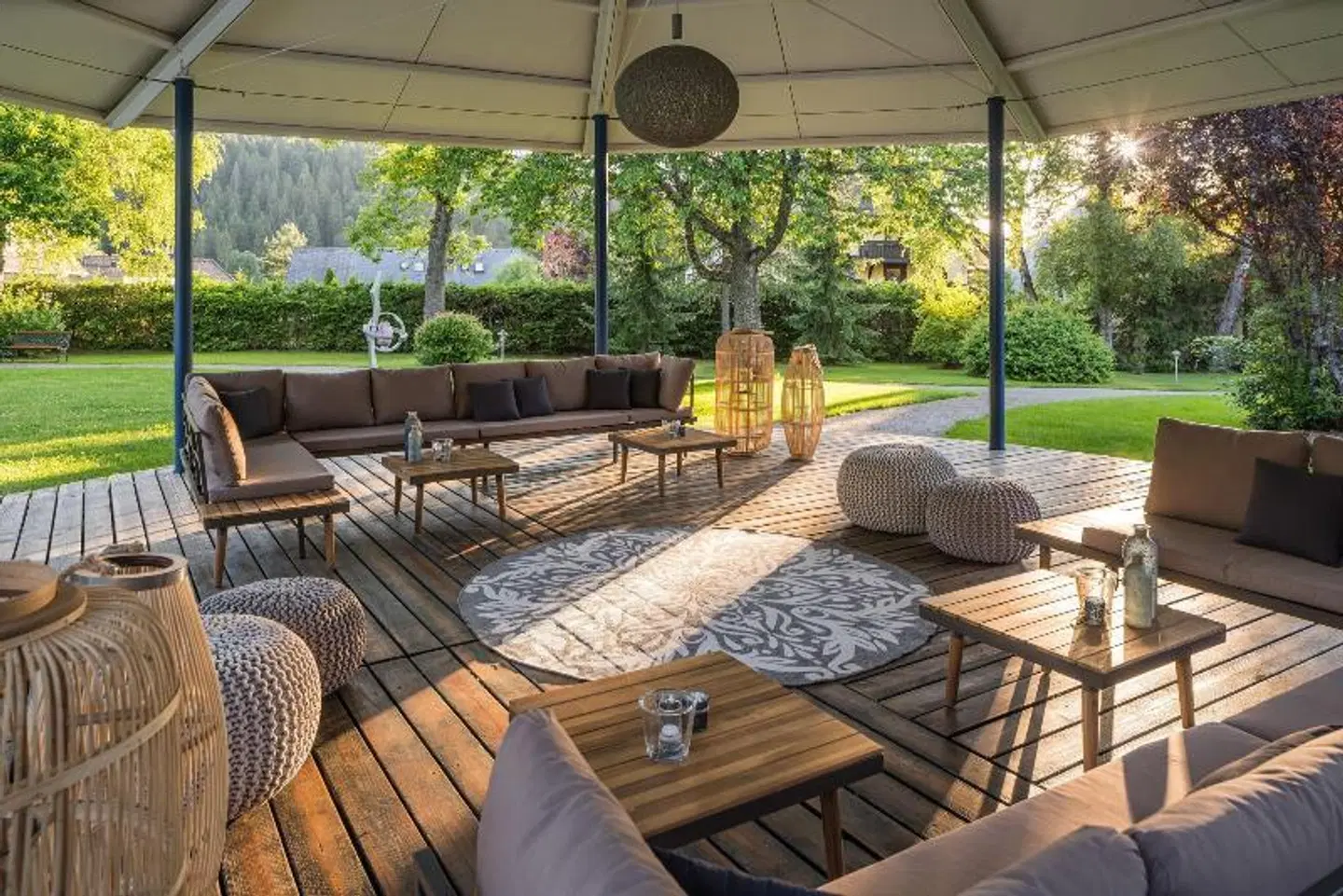 Adler Terrasse