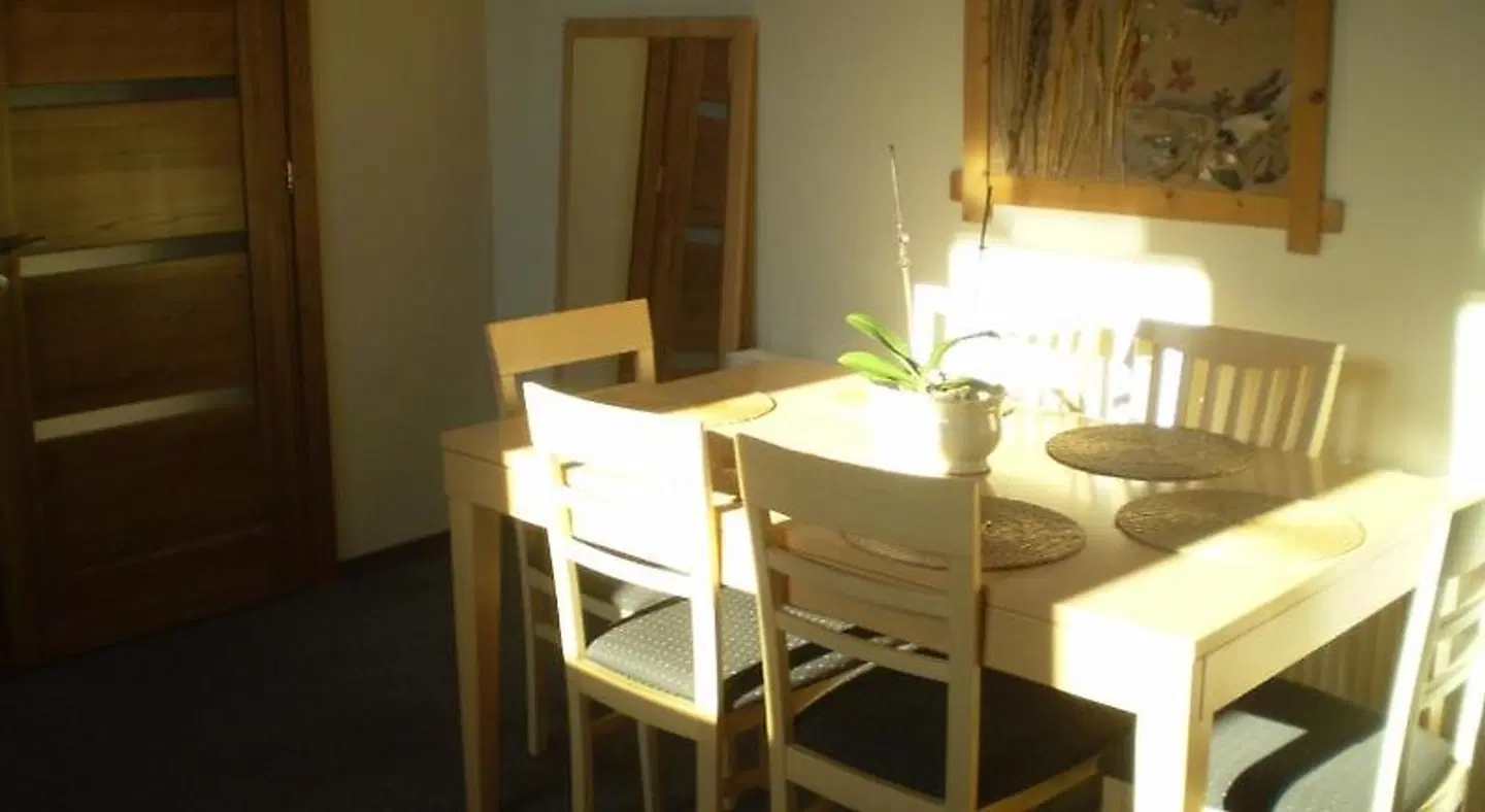 Molo Ueiga Inn ROOM_EXAMPLE