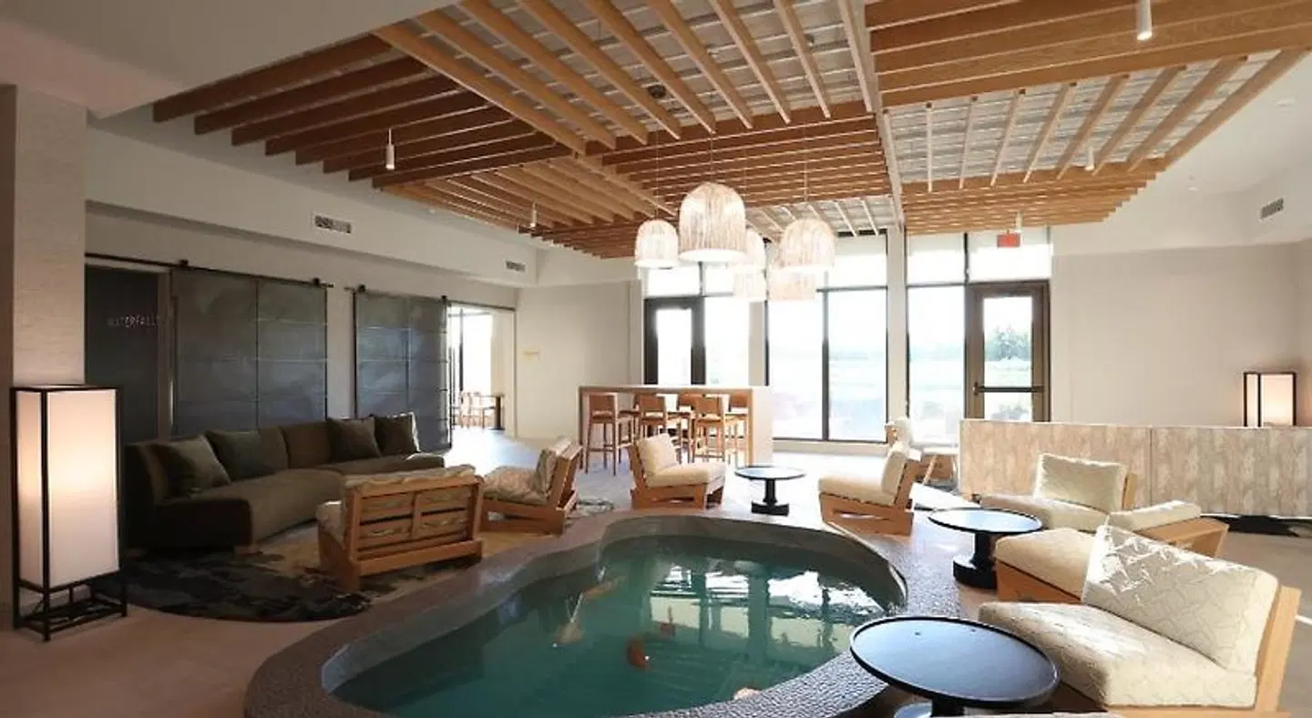 Cedartree Hotel Portland Hillsboro LOUNGE_LOBBY