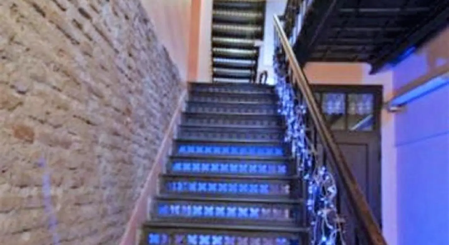 President Apartments EXTERIOR